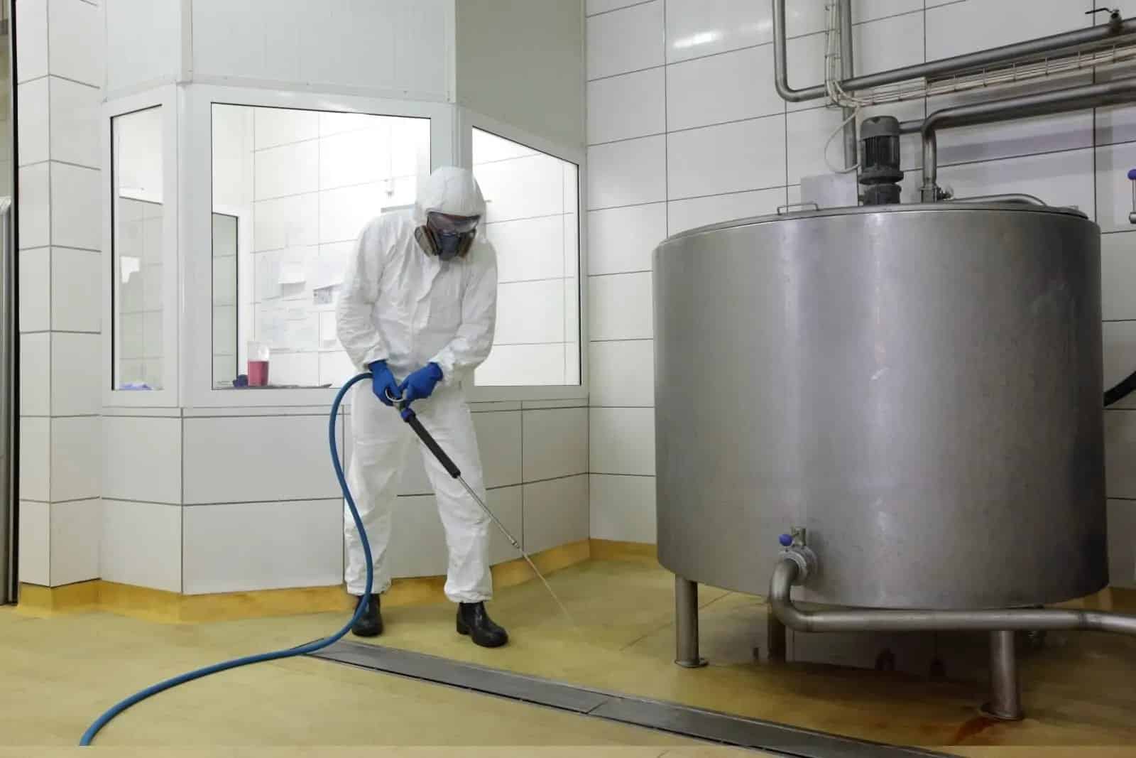 industrial kitchen cleaning.